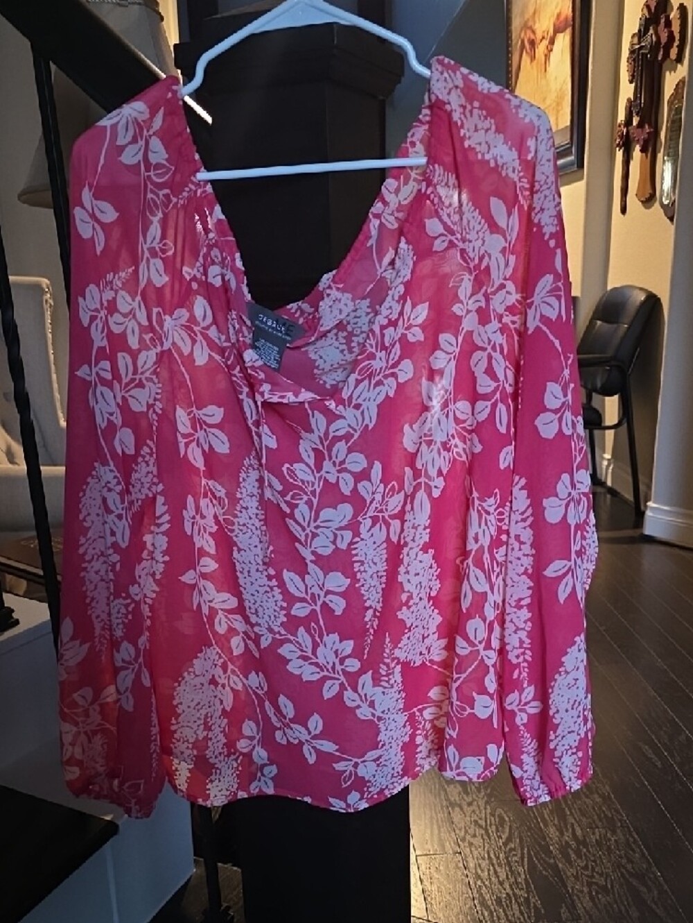George Pink and White Floral V-Neck Long-Sleeve Blouse - Picture 3 of 11